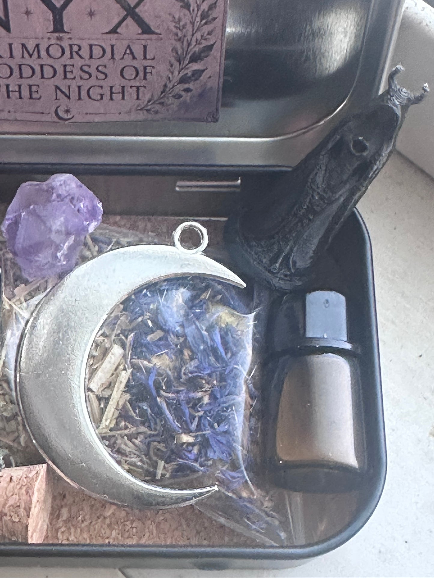 Nyx Altar Tin