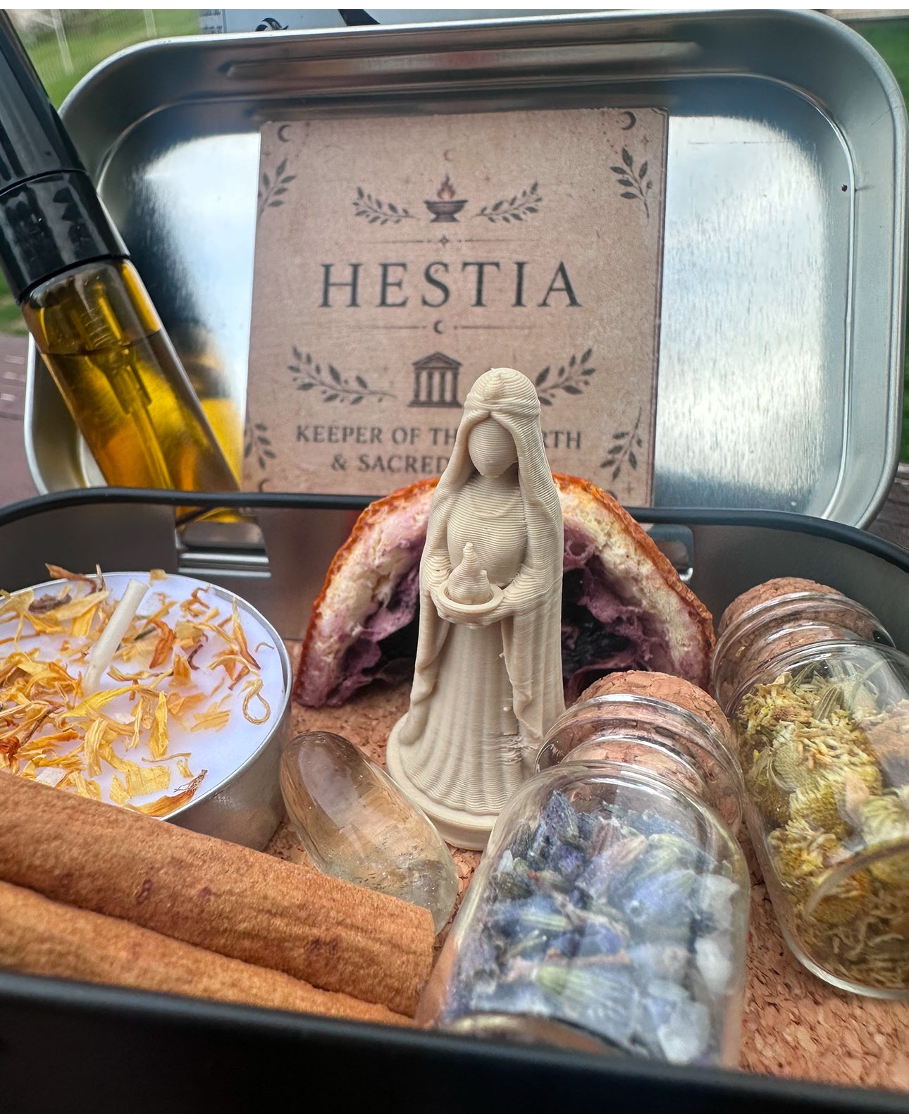Hestia Altar Tin - Relice Statue, Hearth Deity