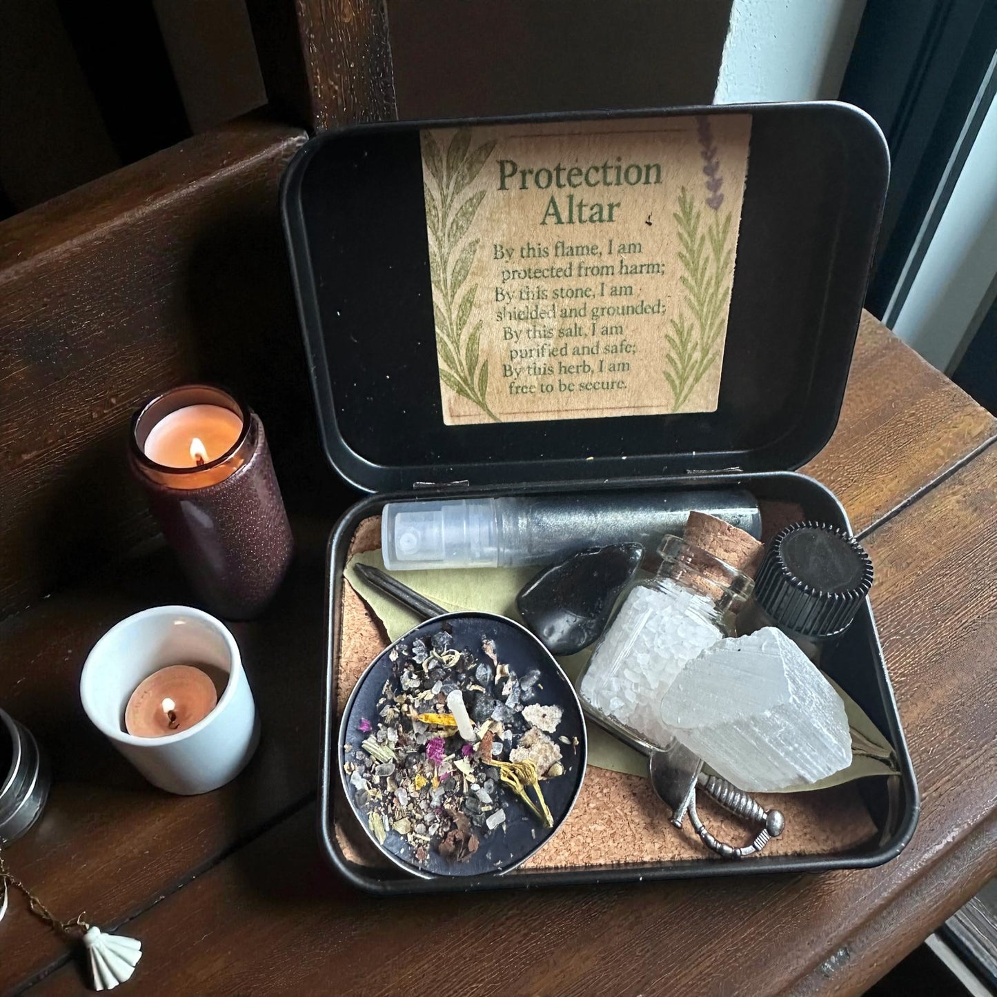 Protection Travel Altar Tin