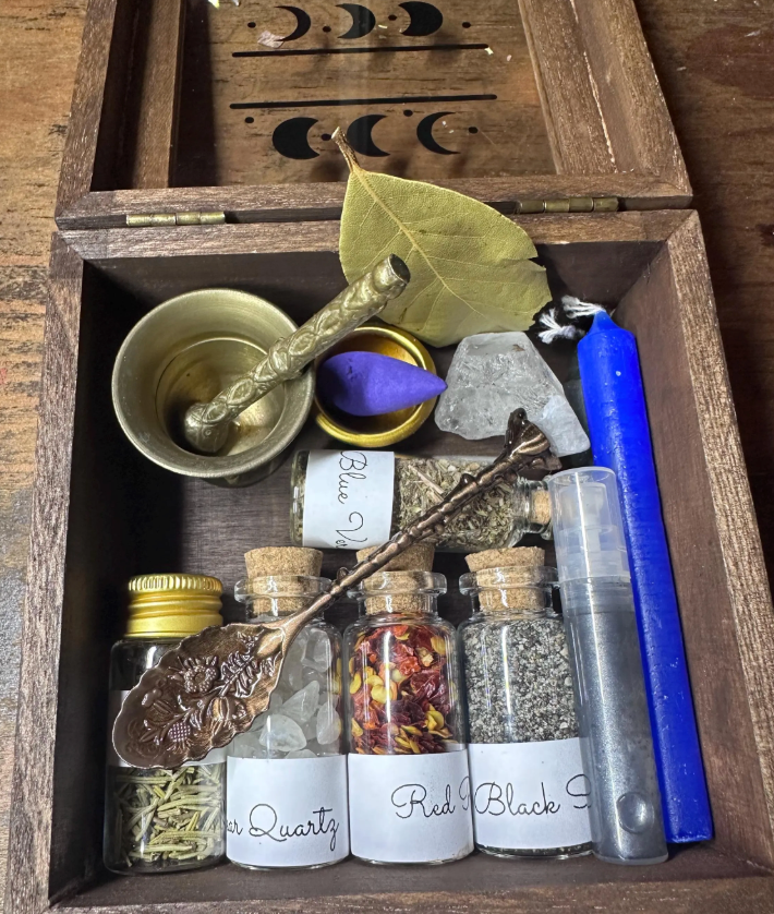 Witch Starter Altar Kit