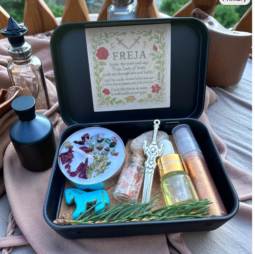 Freja Altar Tin: Norse Goddess Ritual Kit - Love, Beauty & Magic