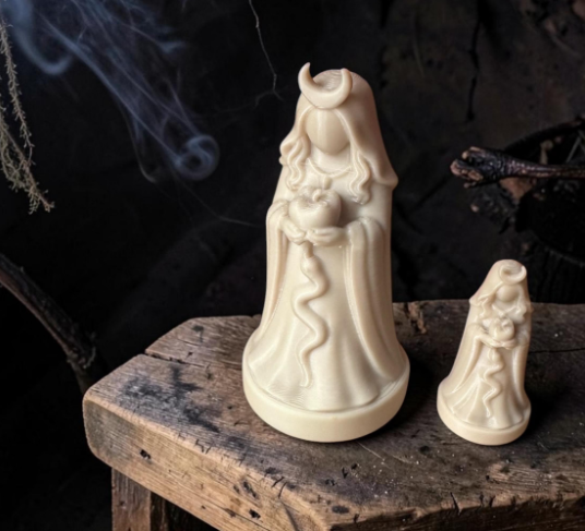 Lilith Relic Statue