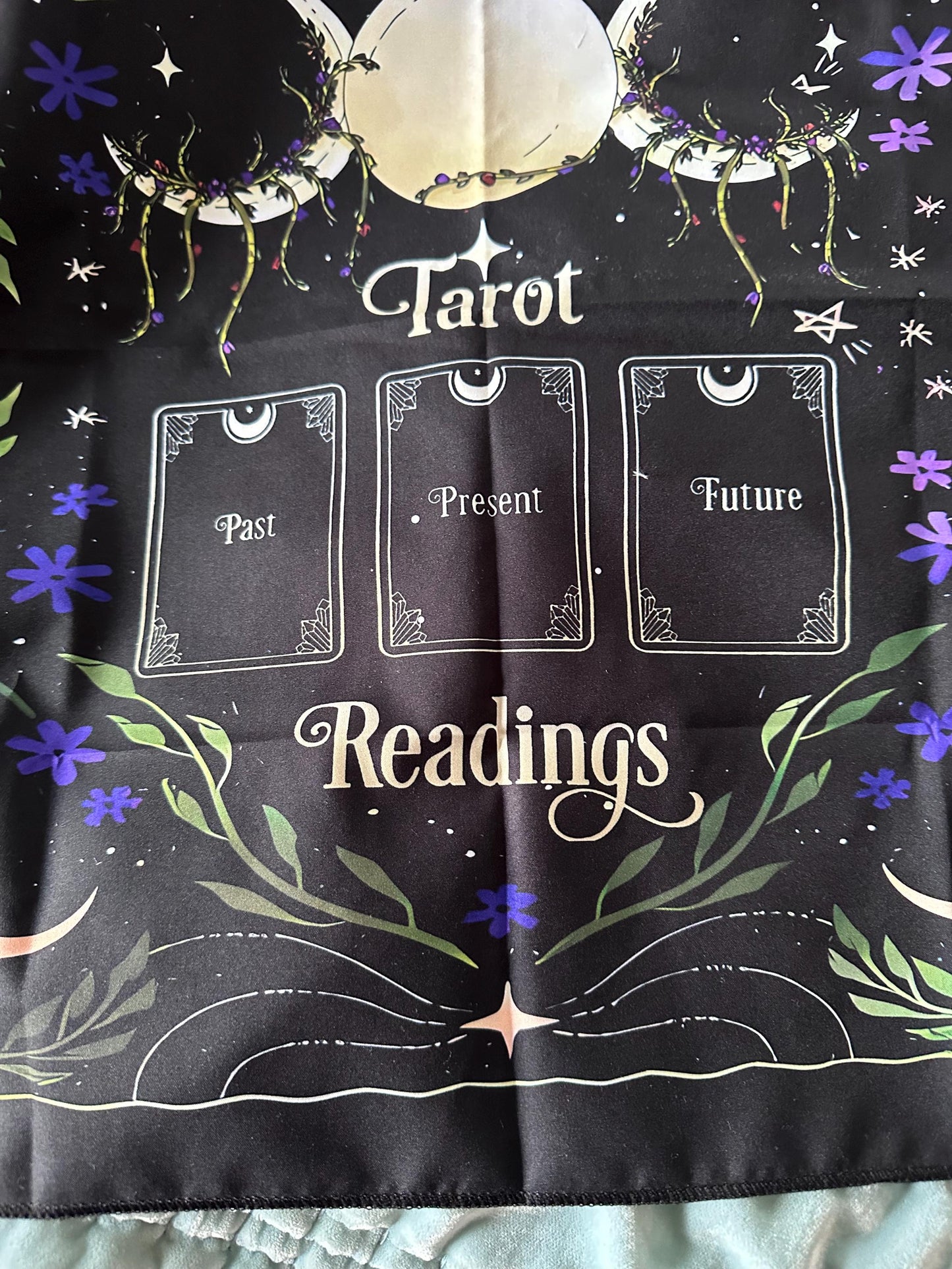 Past, Present & Future Moon Tarot Reading Altar Cloth – Witchy Divination Mat - Pagan Green Witch Wicca